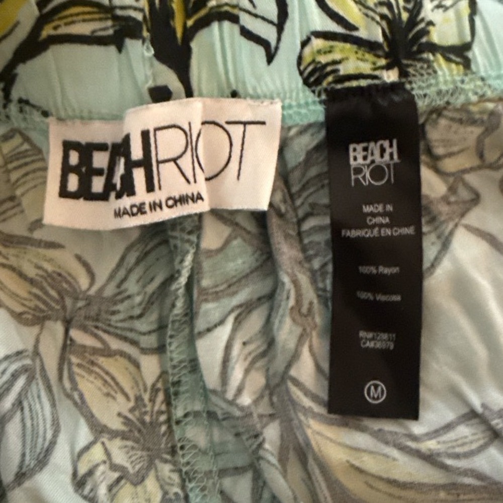 Beach Riot Lounge Pants Size Medium - Picture 6 of 6